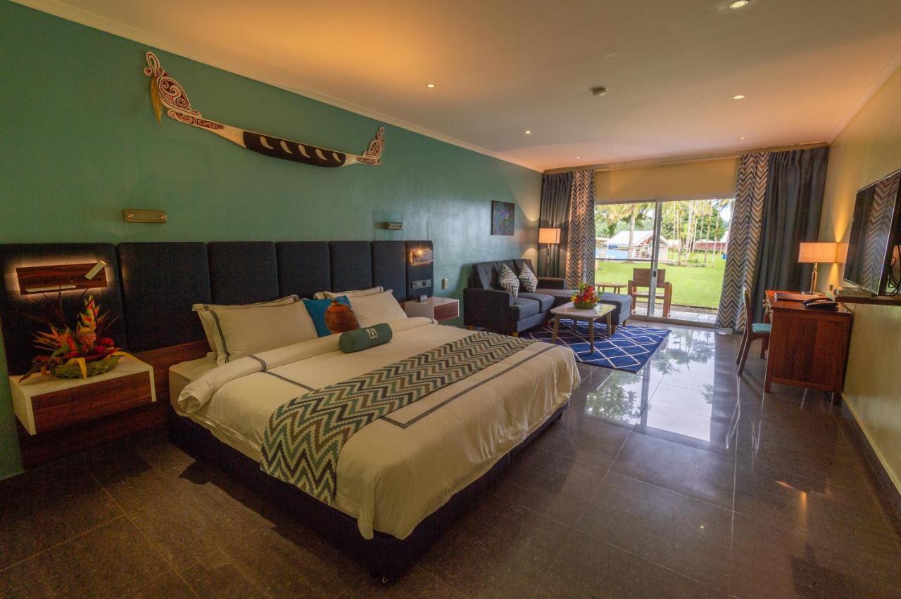 Alotau International Hotel Buitenkant foto